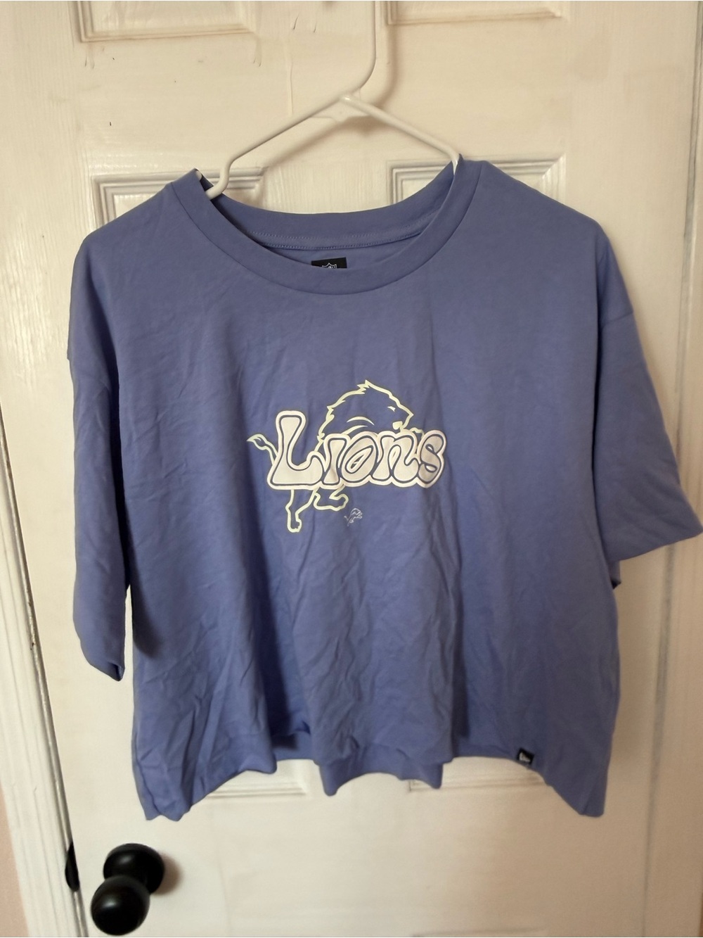 NWT New Era Lions Graphic Crop Tee - Women's Top size XL